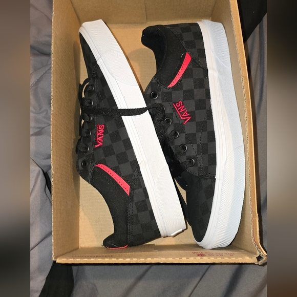 Vans mens size 7 - Picture 7 of 8